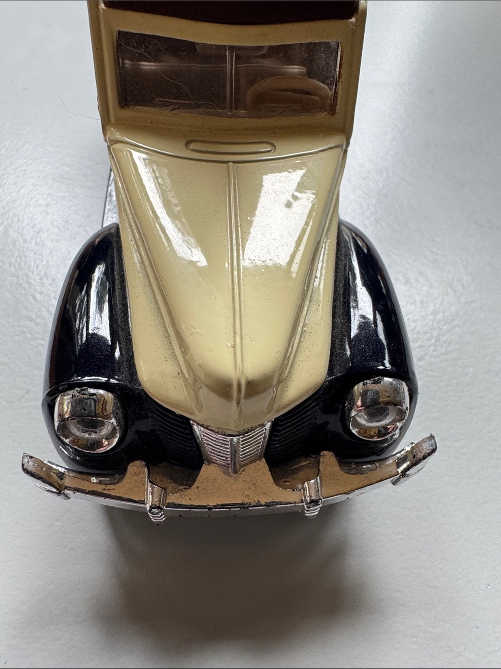 1940 Ford Woody Wagon Diecast - Picture 8 of 9